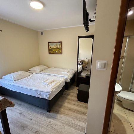 Gosciniec W Ogrodzie Apartment Brusy Bagian luar foto