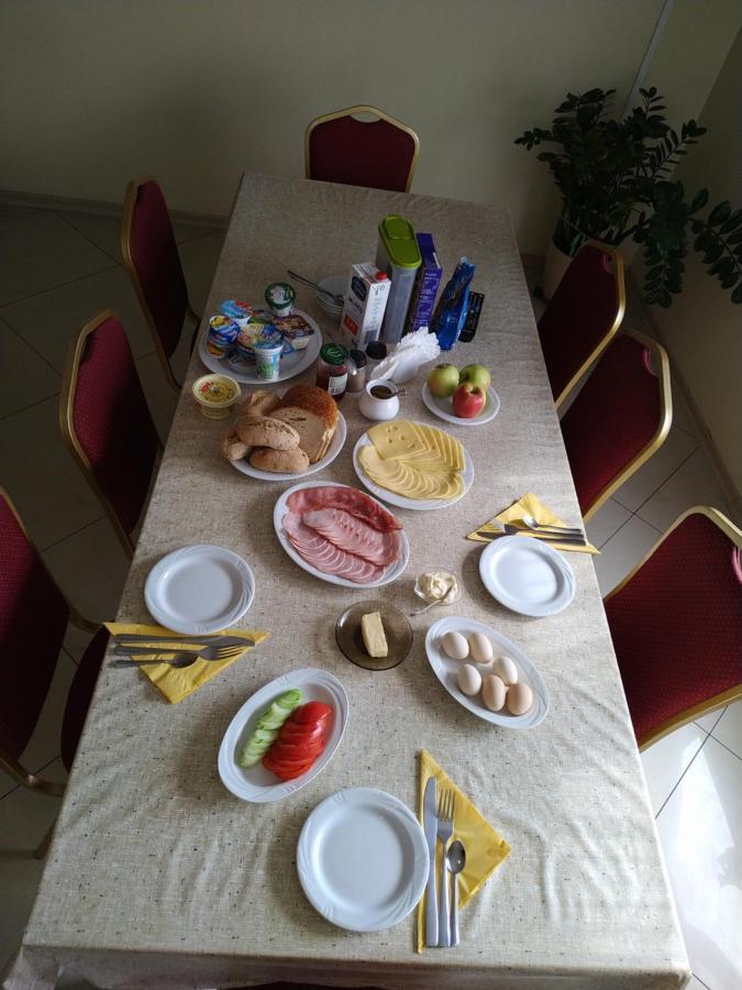 Gosciniec W Ogrodzie Apartment Brusy Bagian luar foto