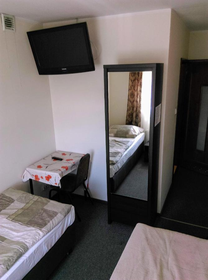Gosciniec W Ogrodzie Apartment Brusy Bagian luar foto