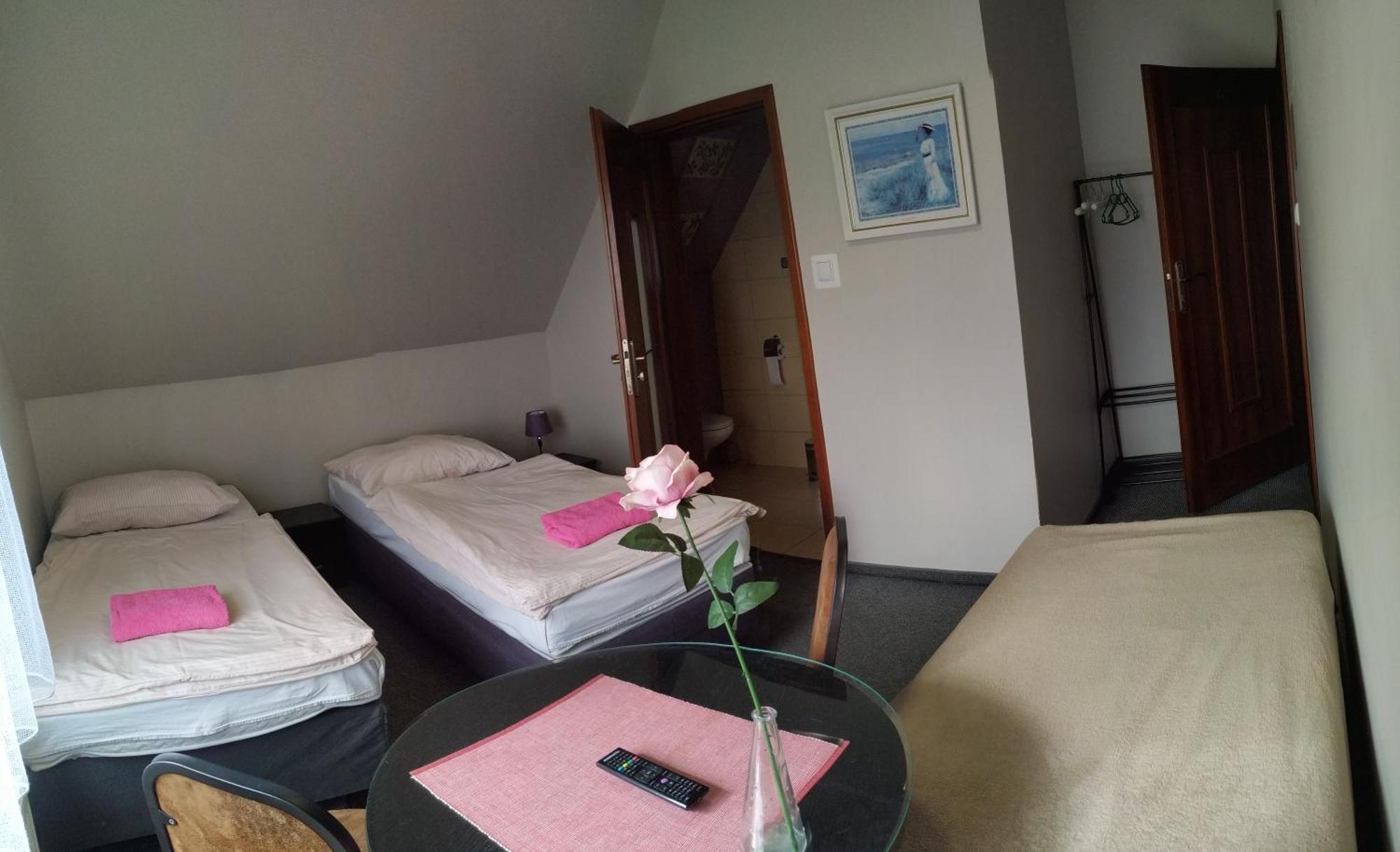 Gosciniec W Ogrodzie Apartment Brusy Bagian luar foto