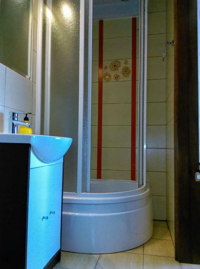 Gosciniec W Ogrodzie Apartment Brusy Bagian luar foto